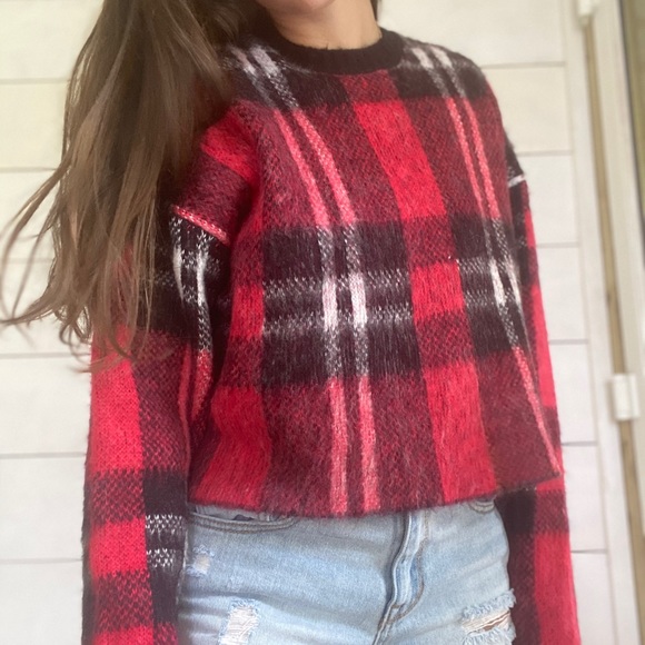 Forever 21 cropped Christmas sweater - Picture 3 of 6